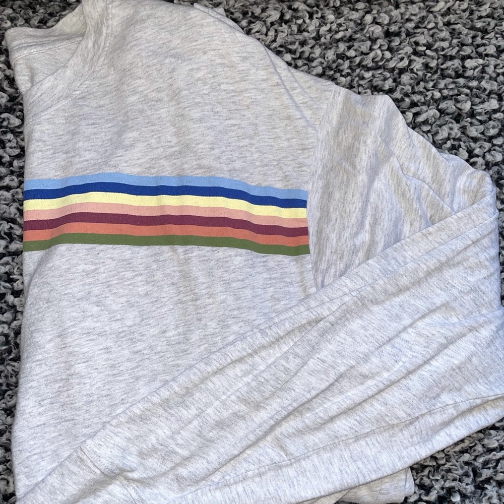 American Eagle top